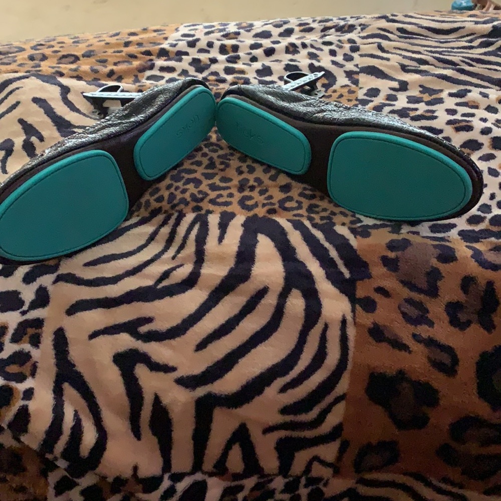 Size 6 Tieks by Gavriell Obsidian Black - Picture 3 of 8
